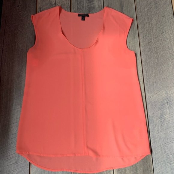 J. Crew Tops - J.Crew Women’s Peach Short Sleeve Top Sz 4